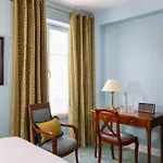 Le Relais Madeleine Hotel